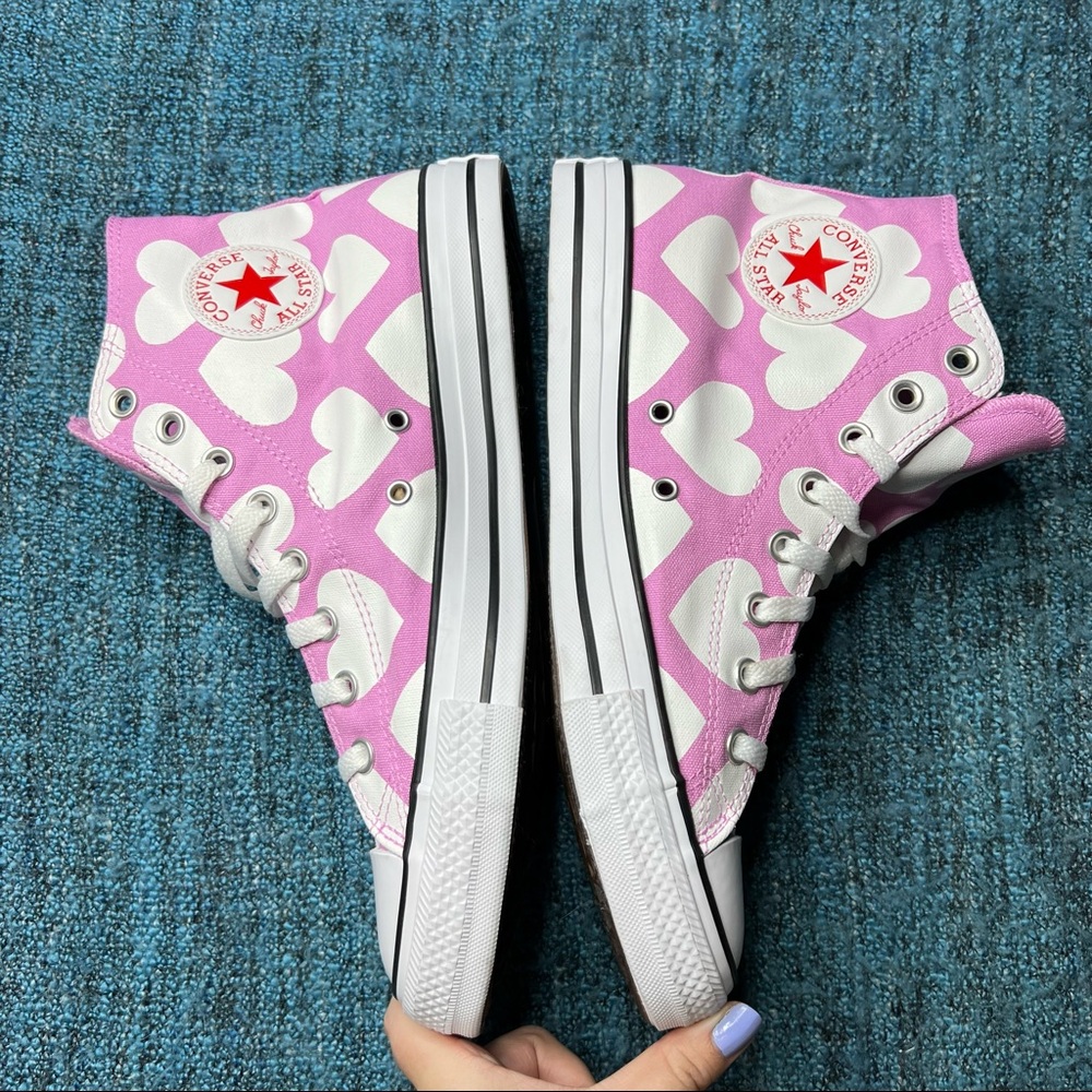 Converse CTAS High Twisted Hearts Sneakers in Peony Pink Men's Size 9.5 High Top - Picture 4 of 8